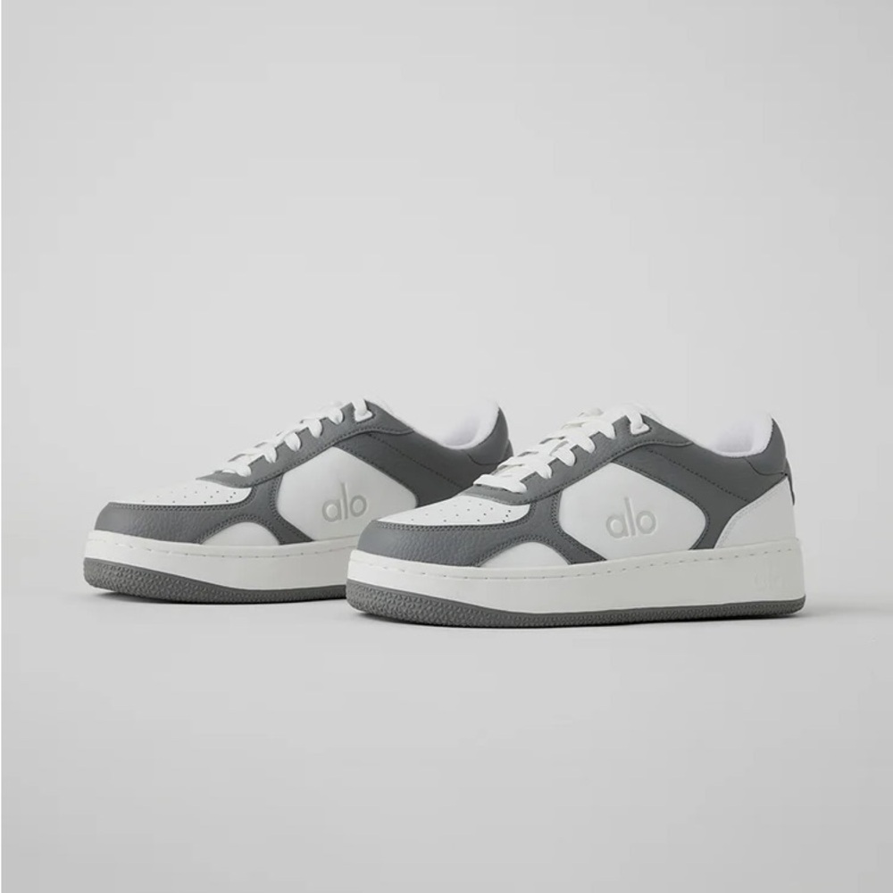 NEW IN BOX ALO YOGA SHOES IN GREY NEVER USED